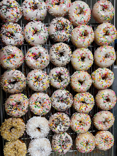 Donut Shop «Los Banos Donut Shop», reviews and photos, 609 W Pacheco Blvd, Los Banos, CA 93635, USA