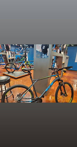 Bicycle Store «Epic Cycles World», reviews and photos, 528 8th St, Clermont, FL 34711, USA