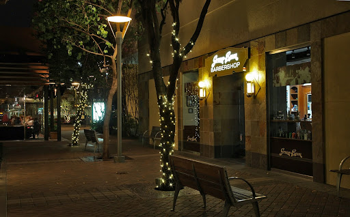 Barber Shop «Groom Room Barbershop», reviews and photos, 2502 E Camelback Rd, Phoenix, AZ 85016, USA