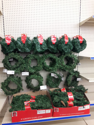 Discount Store «Roses Express», reviews and photos, 6601 Harvard Ave, Cleveland, OH 44105, USA