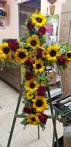Florist «Canoga Park Florist», reviews and photos, 7144 Owensmouth Ave, Canoga Park, CA 91303, USA