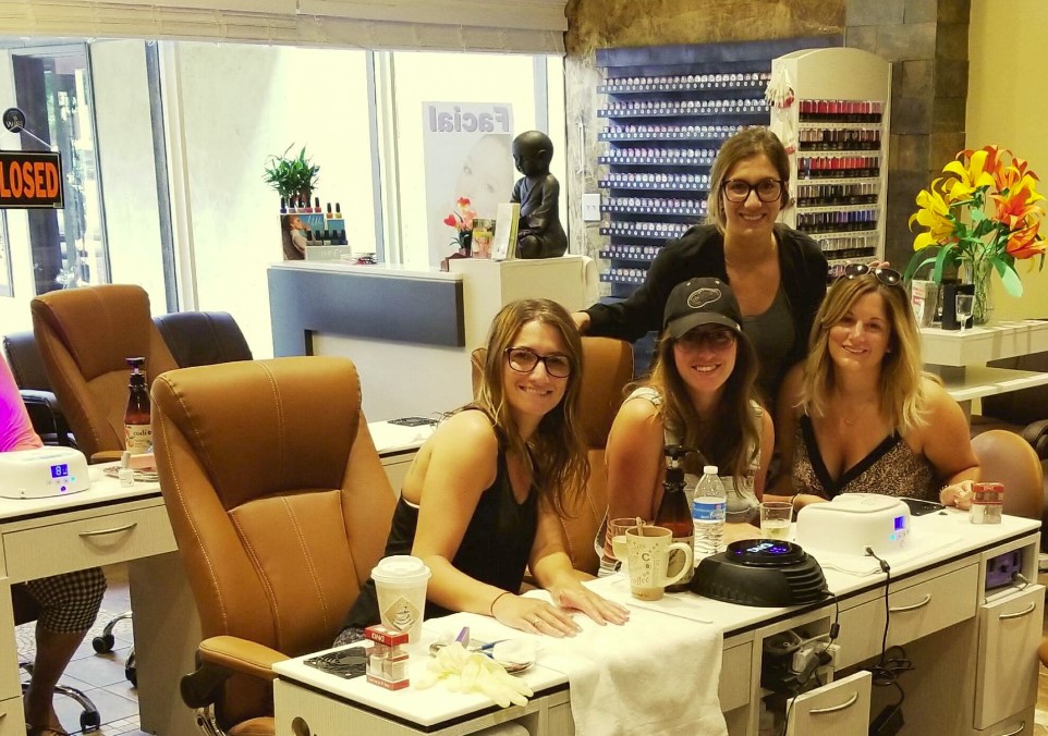 Pretty Nail & Spa LLC I 2018 People's Choice Award 29928