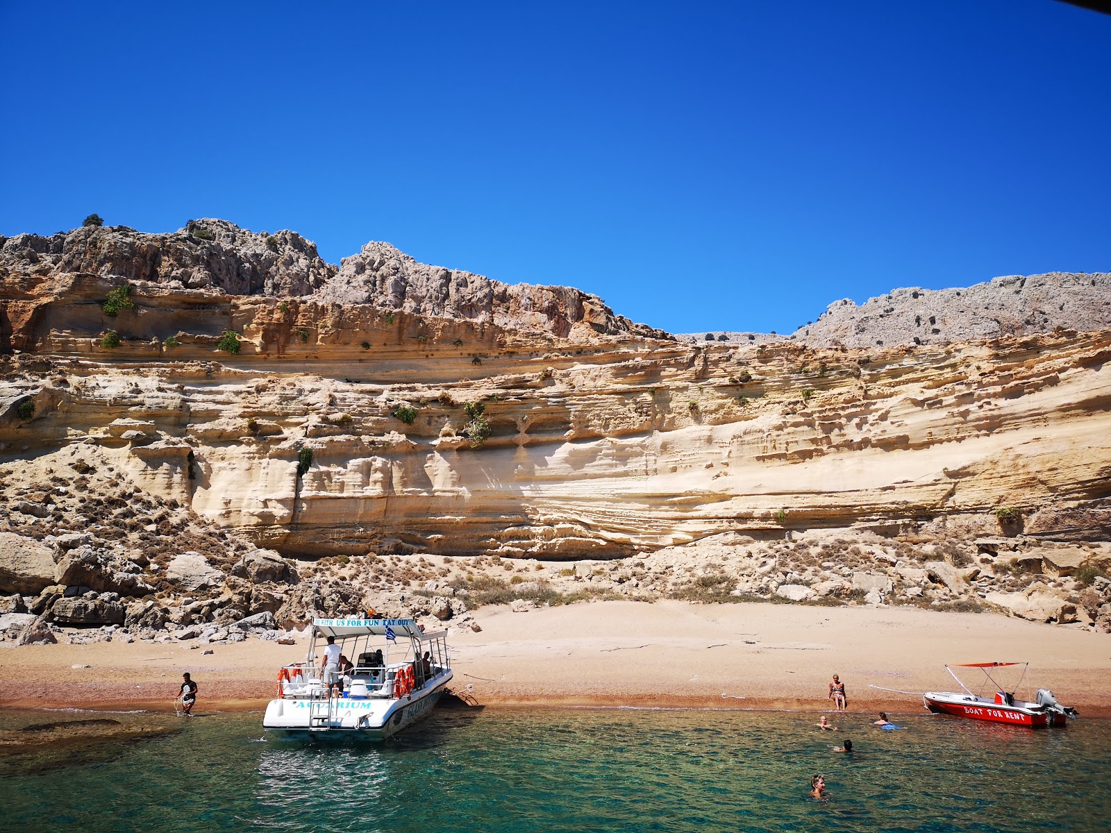 Φωτογραφία του Red Sand Beach ubicado en área natural