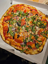 Photo n°9 de La Pizz' Chez Pik'anto à Villeneuve-de-Berg ()