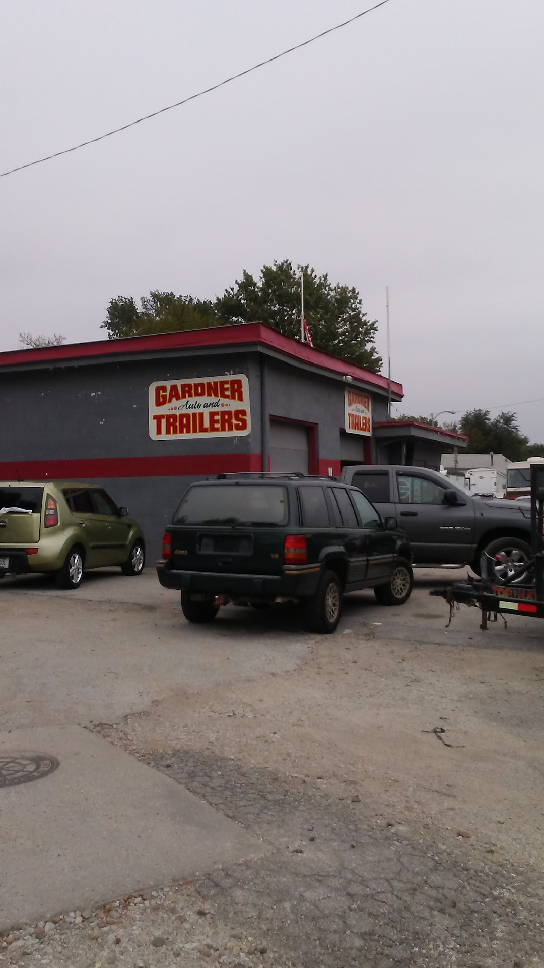 Gardner Auto & Trailers