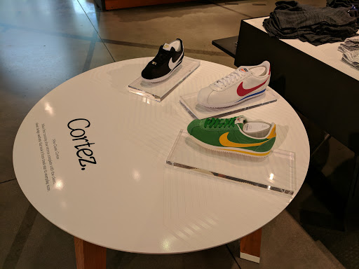 Clothing Store «Nike Scottsdale», reviews and photos, 15147 N Scottsdale Rd #180, Scottsdale, AZ 85254, USA