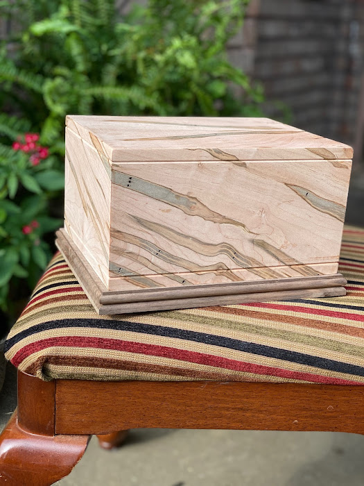 Restaurant near Budget Inn Hamilton