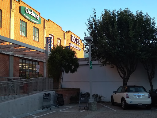 Clothing Store «Ross Dress for Less», reviews and photos, 2550 Taylor St, San Francisco, CA 94133, USA