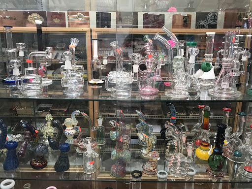 Tobacco Shop «Vape N Tobacco», reviews and photos, 58 East St, Plainville, CT 06062, USA