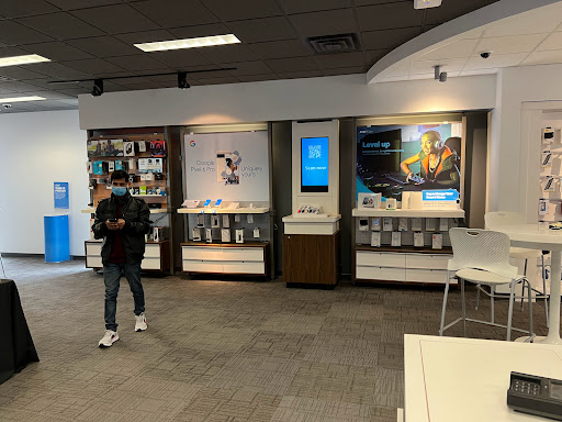Cell Phone Store «AT&T», reviews and photos, 601 University Ave, Lubbock, TX 79401, USA