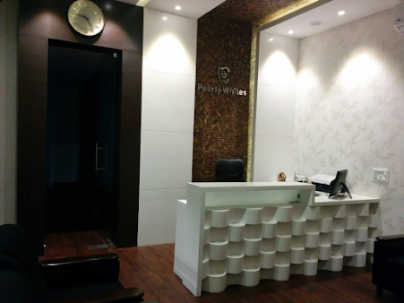 عيادة بيرلي وايتز لطب الأسنان - Pearly Whites Dental Clinic