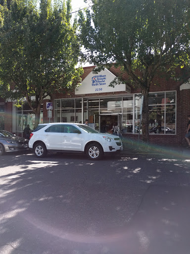 Thrift Store «William Temple House Thrift Store», reviews and photos, 2230 NW Glisan St, Portland, OR 97210, USA