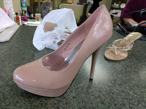 Thrift Store «Union Gospel Mission Store», reviews and photos, 885 Commercial St NE, Salem, OR 97301, USA