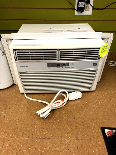 Pawn Shop «Money & More», reviews and photos, 1025 S Riverside Dr, Iowa City, IA 52246, USA