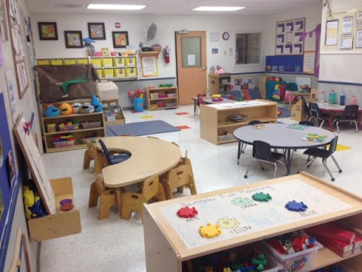 Day Care Center «Kirkwood West KinderCare», reviews and photos, 13550 Big Bend Rd, Kirkwood, MO 63122, USA