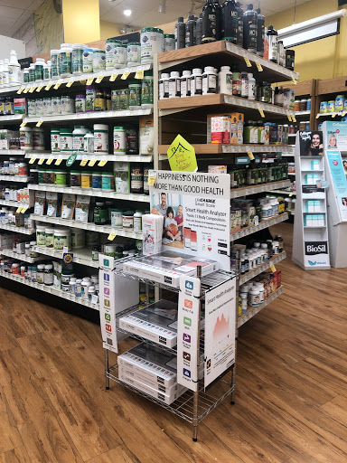 Vitamin & Supplements Store «Sunflower Shoppe Vitamins & Natural Foods», reviews and photos, 5817 Curzon Ave, Fort Worth, TX 76107, USA