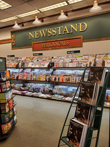 Book Store «Barnes & Noble Booksellers Maple Grove», reviews and photos, 8040 Wedgewood Ln N, Maple Grove, MN 55369, USA