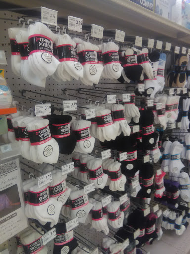 Grocery Store «Winn-Dixie», reviews and photos, 1541 N Nova Rd, Holly Hill, FL 32117, USA