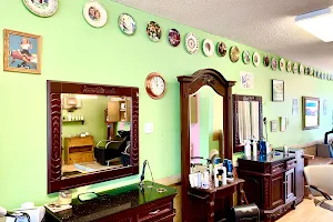 Salon FIX image