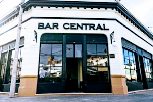 Bar Central image