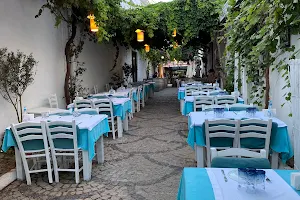 Hasan Tefik Restoran ve Zeytinyağı image