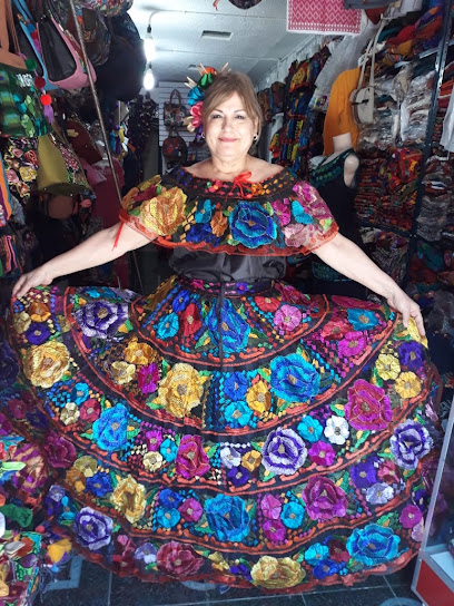 Alquiler de trajes Rojas en Chiapas