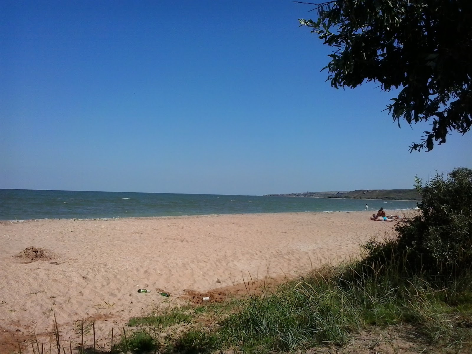 Photo of Plyazh Kurortnoye III with brown sand surface