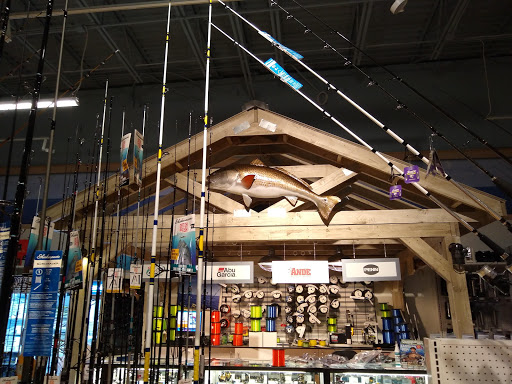 Marine Supply Store «West Marine», reviews and photos, 890 William Hilton Pkwy #108, Hilton Head Island, SC 29928, USA