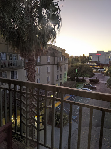 Larkspur Landing Sunnyvale image