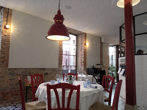 Información y opiniones sobre Casa Fé Vinos y Comidas. de Astorga