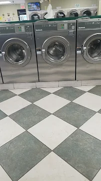 Hoffman Estates Laundromat - Car repair in Hoffman Estates, IL, Elgin - Rated 3.4/5