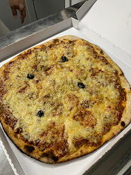 Photo n°4 de PIZZA LOULOU ÉGUILLES à Éguilles ()
