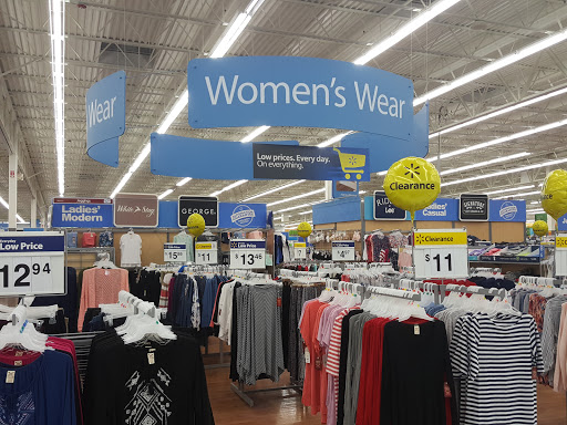 Department Store «Walmart Supercenter», reviews and photos, 201 Edwards Blvd, Lake Geneva, WI 53147, USA