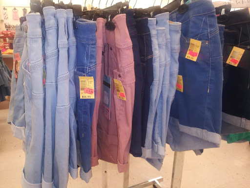 Shopping Mall «Sun Valley Mall», reviews and photos, 812 N 13th St, Harlingen, TX 78550, USA