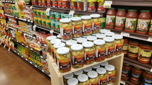 Grocery Store «Fresh Thyme Farmers Market- Bloomington IN», reviews and photos, 3600 W 3rd St, Bloomington, IN 47404, USA