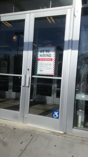 Clothing Store «Old Navy», reviews and photos, 13915 20th Ave, College Point, NY 11356, USA