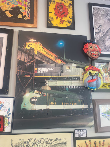 Tattoo Shop «Classic Tattoo», reviews and photos, 3121 W Marshall St, Richmond, VA 23230, USA