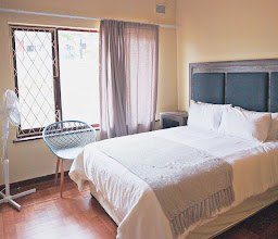 Dirkie Uys Backpackers photo