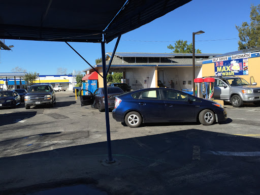 24 Hour Max Car Wash en Fallbrook
