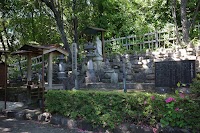 承久の乱合戦供養塔