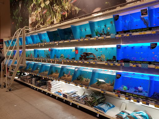 Pet Supply Store «PetSmart», reviews and photos, 2818 S Louise Ave, Sioux Falls, SD 57106, USA