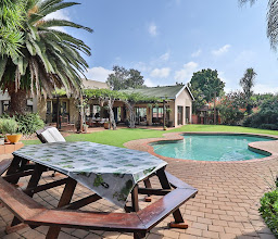 Birdsong Guest House photo