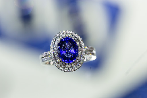 Jeweler «McKenzie & Smiley Jewelers», reviews and photos, 2794 Wilma Rudolph Blvd, Clarksville, TN 37040, USA