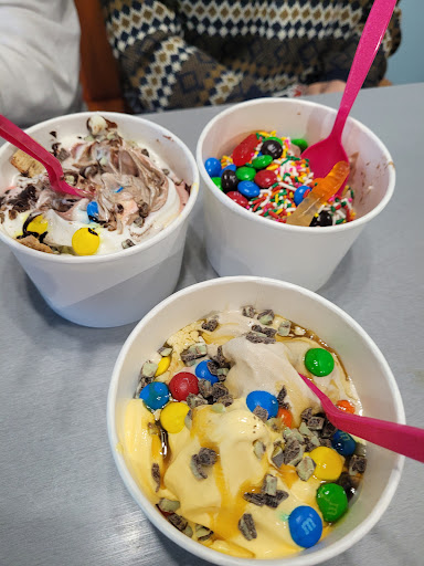 Dessert Restaurant «The Mix - Frozen Yogurt & Desserts», reviews and photos, 1803 Jerry Jones Dr, Valdosta, GA 31602, USA