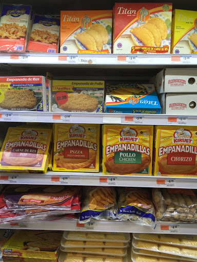 Grocery Store «Bravo Supermarkets», reviews and photos, 519 S Orange Blossom Trail, Apopka, FL 32703, USA