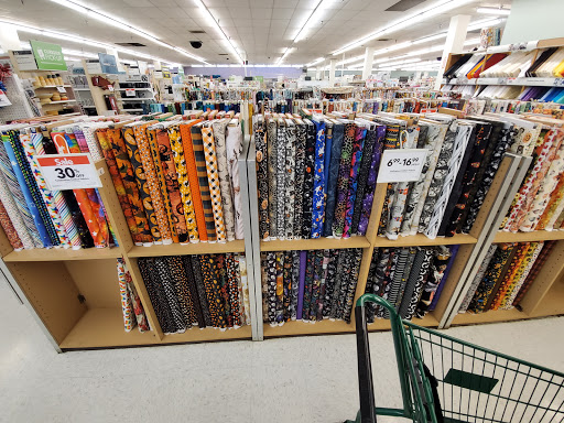 Fabric Store «Jo-Ann Fabrics and Crafts», reviews and photos, 8245 W Golf Rd, Niles, IL 60714, USA
