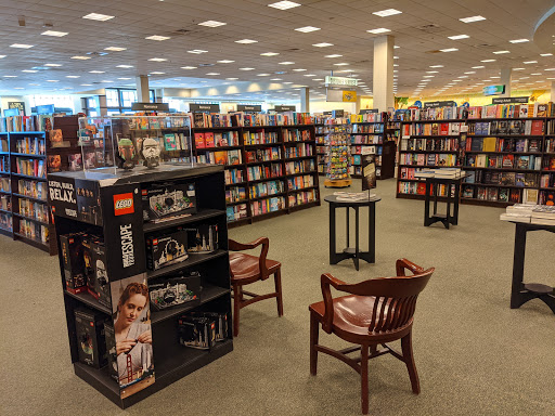 Book Store «Barnes & Noble», reviews and photos, 801 Lehigh Lifestyle Center, Whitehall, PA 18052, USA