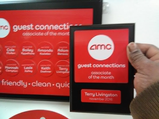 Movie Theater «AMC Showplace Machesney Park 14», reviews and photos, 1860 Anjali Way, Machesney Park, IL 61115, USA