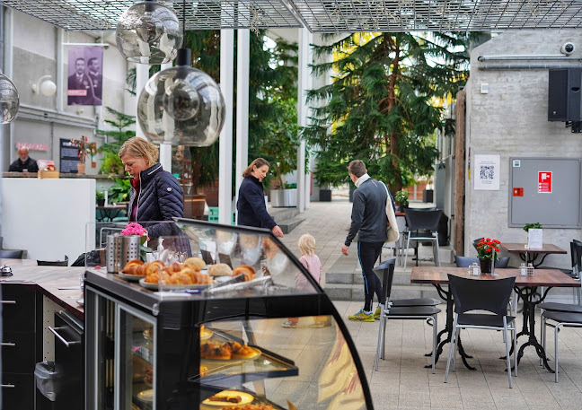 Kommentarer og anmeldelser af Anaïs Kulturcafé