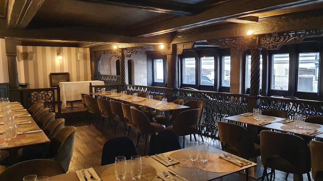 Sixième Restaurant / Il Sesto à Paris